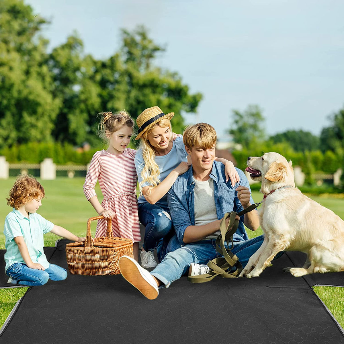 Dog Car Seat Cover for Back Seat, Waterproof Dog Hammock for Car | 600D Heavy Duty, Scratch-Resistant Back Seat Pet Cover for Dogs with PVE Nonslip Underside, Fits for Sedan, Trucks and Suvs
